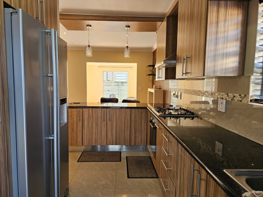 To Let 3 Bedroom Property for Rent in Century City Western Cape